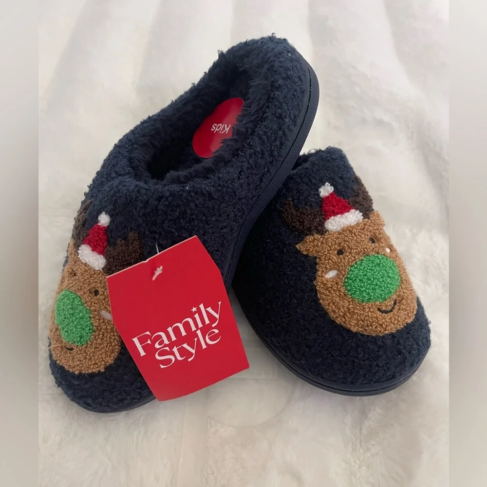FAMILY PAJAMAS Big Kid's Reindeer Closed-Toe Slippers Size 2-3 Navy